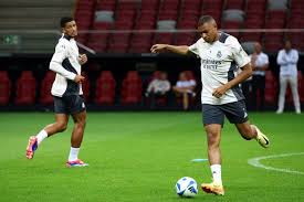 聯極為嚴苛 聯極為嚴苛